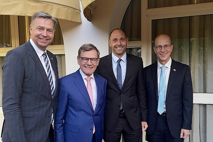 4 people: MP Stephan Mayer, member of the Foreign Affairs Committee in the German Bundestag, German Federal Foreign Minister Dr Johann Wadephul, HSF Resident Representative, Hanns Bühler and the German Ambassador in South Africa, Andreas Peschke, in Pretoria