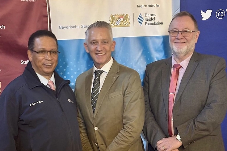 2 People: Western Cape MEC for Agriculture, Economic Development and Tourism Dr Ivan Meyer, Thomas Huber, Member of the Bavarian State Parliament, and Anton Bredell, Western Cape MEC for Local Government, Environmental Affairs and Development Planning